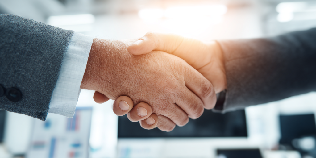 fabrizio immagine ultra realistica di due persone che si stri e8c37d3b d221 4c6a aef5 ee3fd8bc4743 3